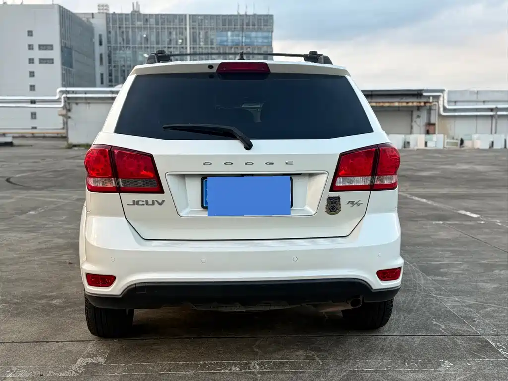 Dodge Journey — миниатюра 5