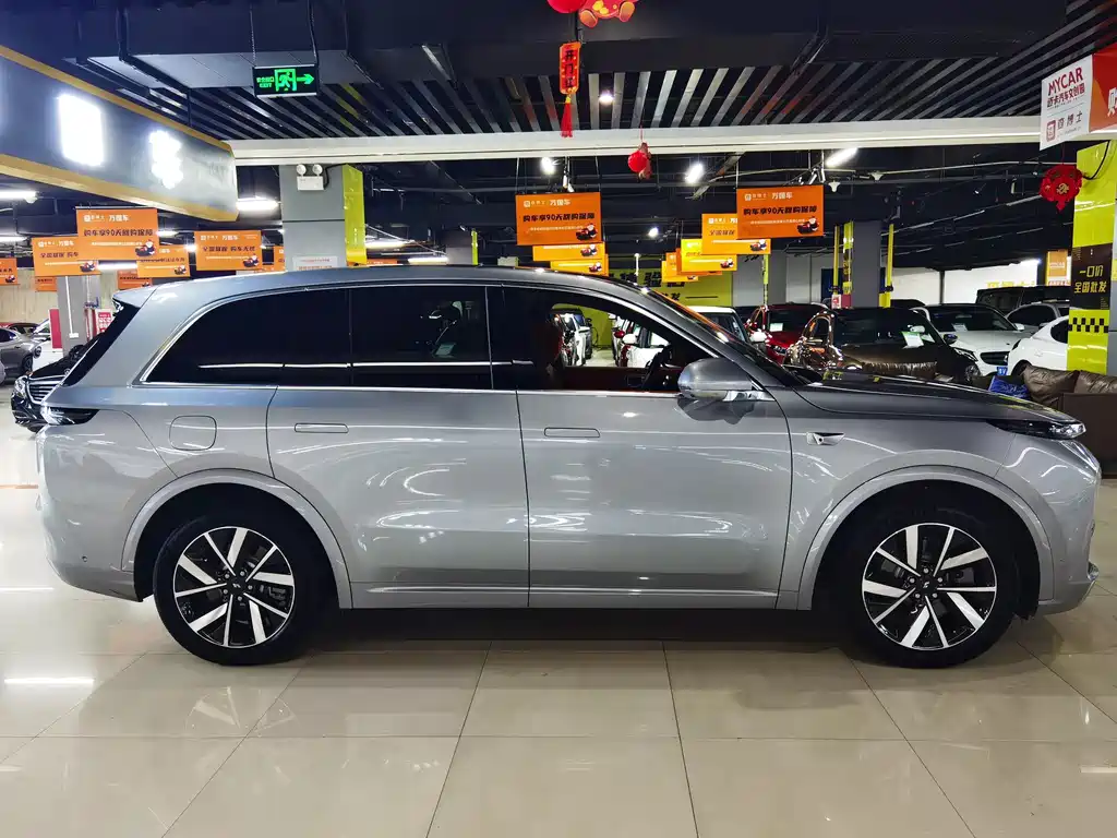 Li Auto Li L8 — миниатюра 3