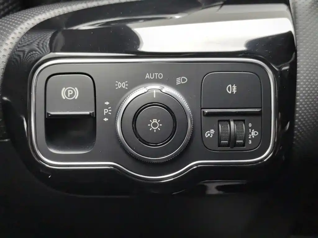 Mercedes-Benz A-Class — миниатюра 21