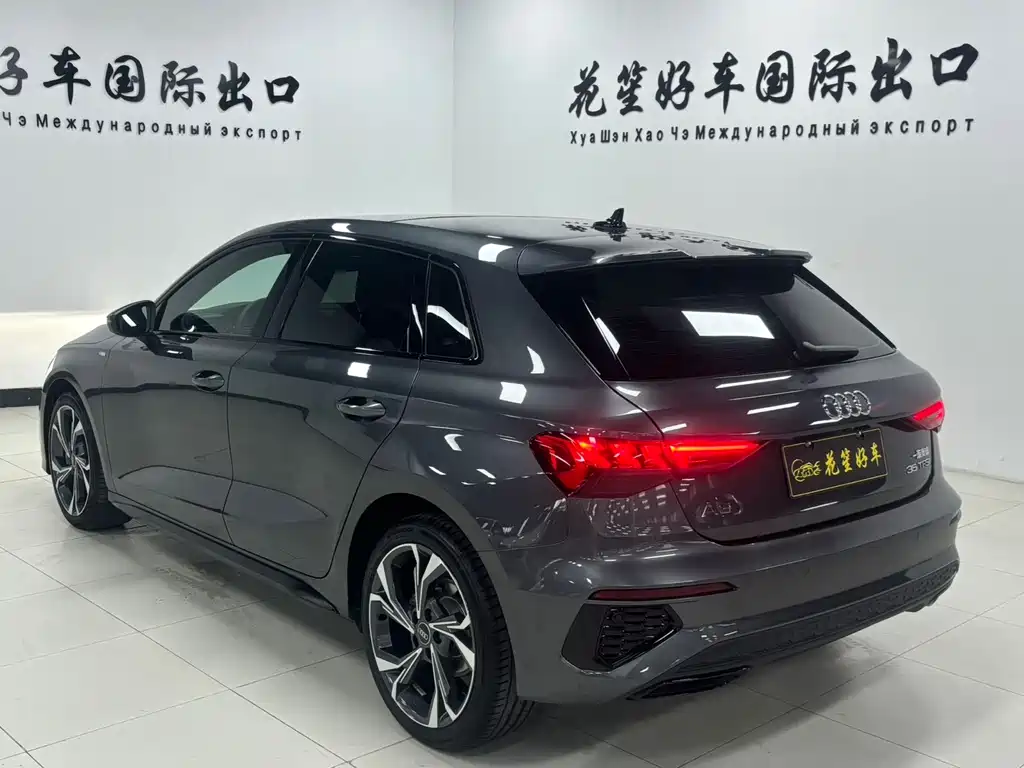 Audi A3 2023 Sportback 35 TFSI Fashion Sport