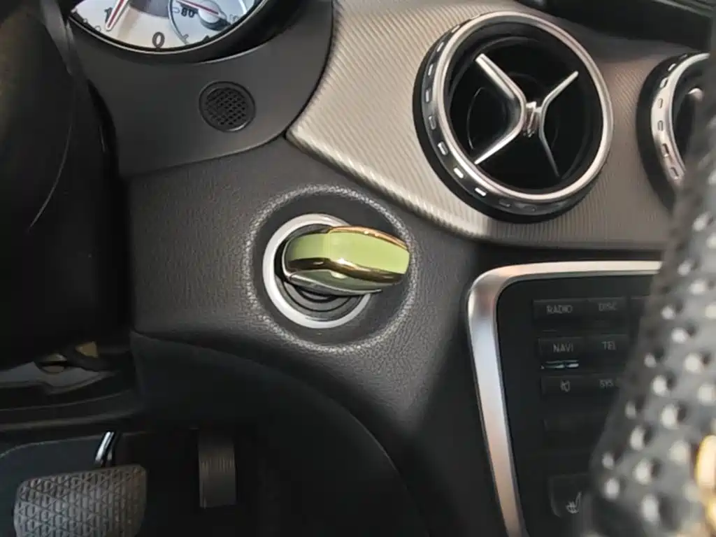 Mercedes-Benz GLA — миниатюра 9