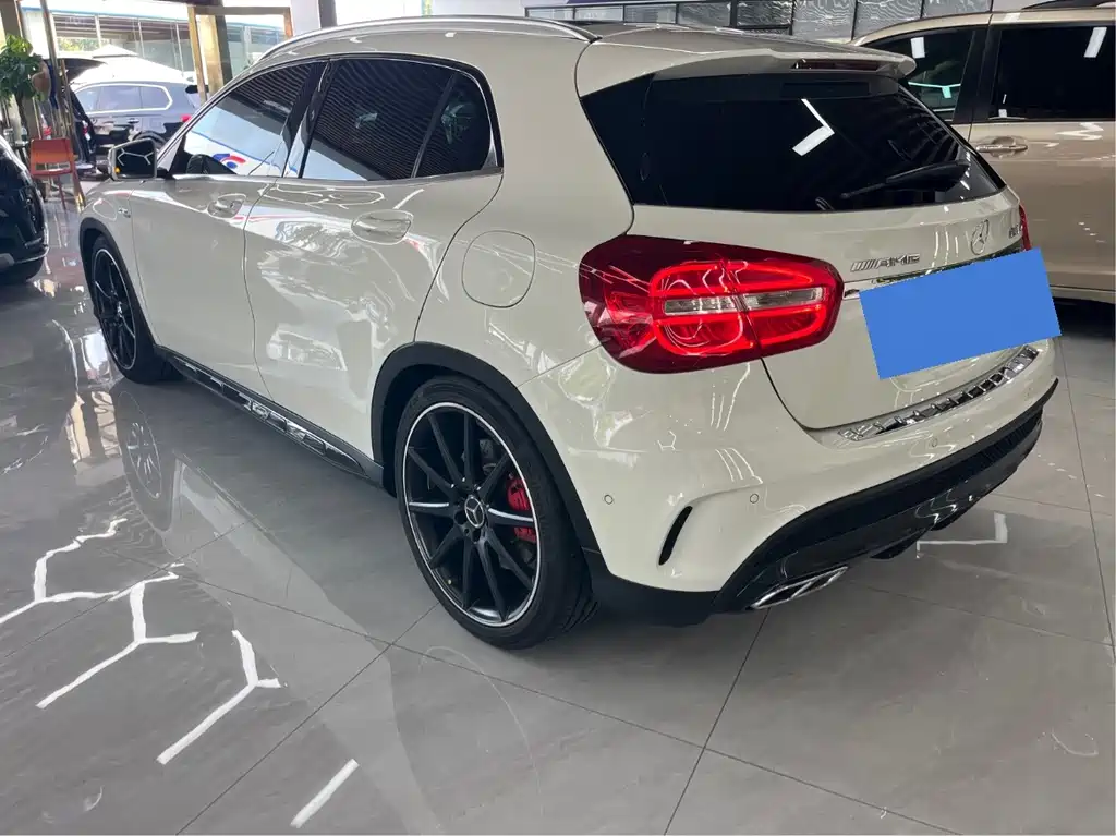 Mercedes-Benz GLA AMG — миниатюра 3