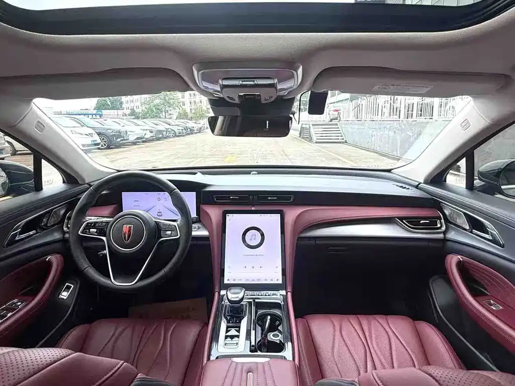 Hongqi Hongqi H5 — миниатюра 6