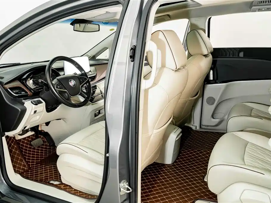 Buick GL8 — миниатюра 17