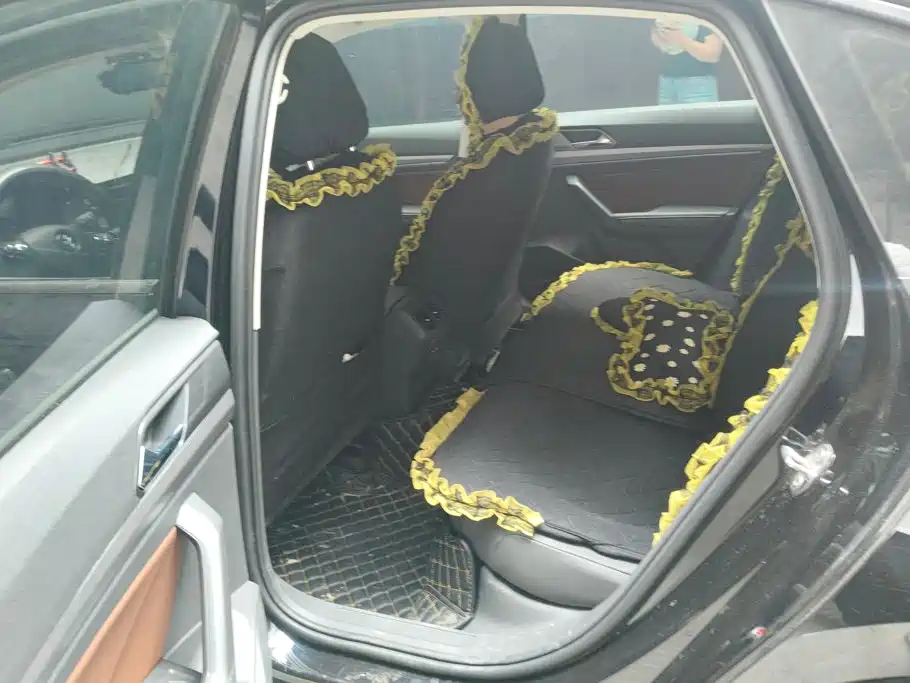 Volkswagen Lavida — миниатюра 10
