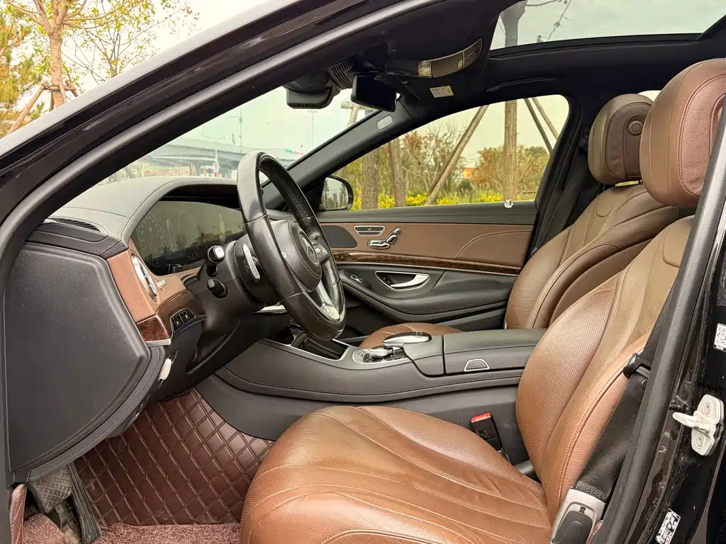 Mercedes-Benz S-Class — миниатюра 11
