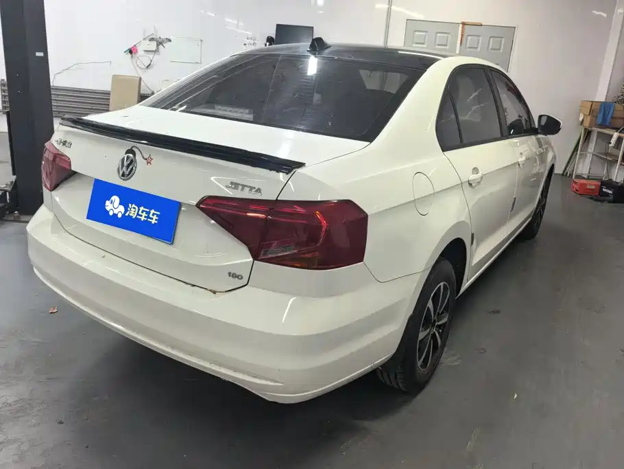 Volkswagen Jetta — миниатюра 3