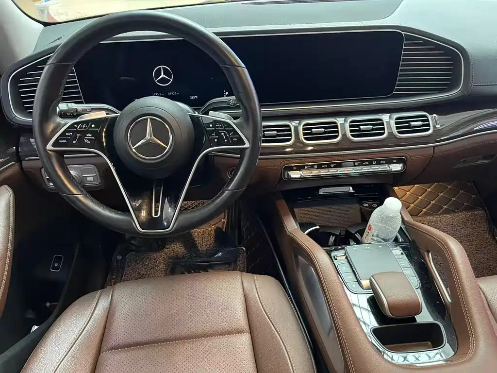 Mercedes-Benz GLE (Import) — миниатюра 12