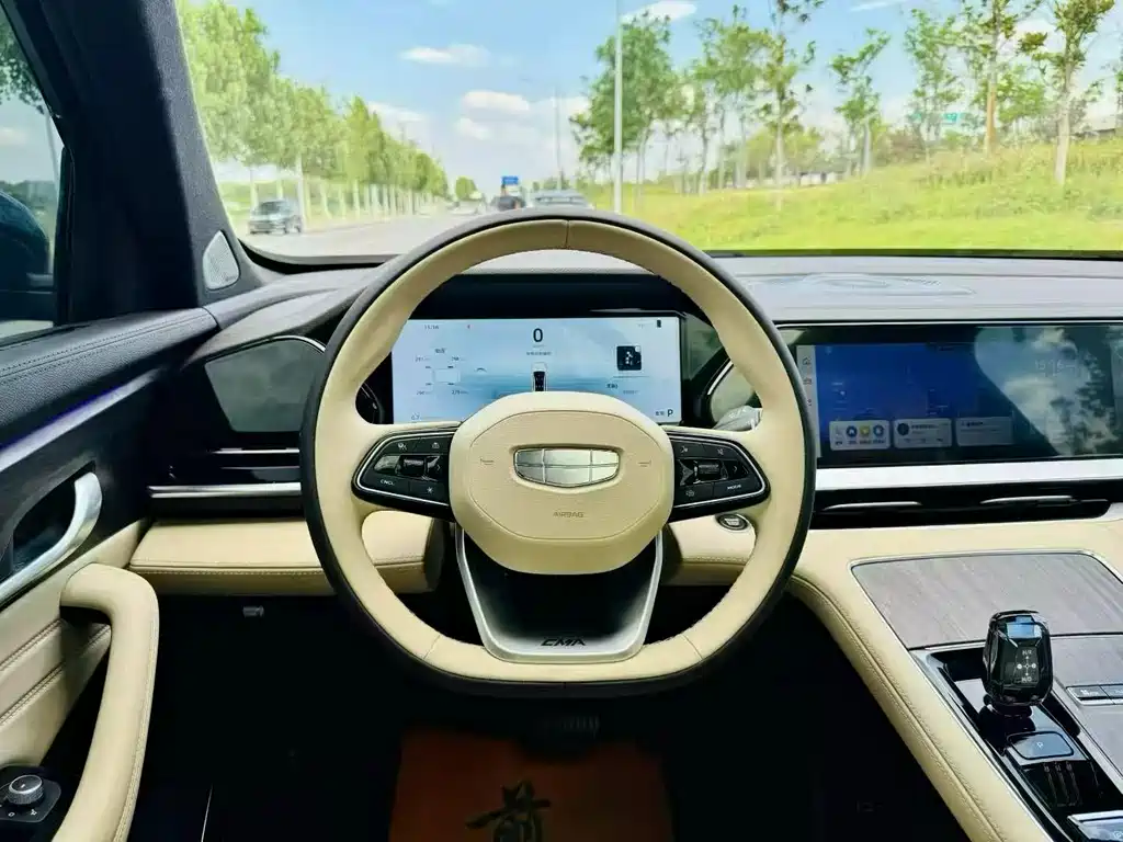 Geely Xingyue L — миниатюра 6