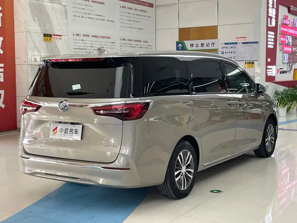 Buick GL8 2023 ES Comfort