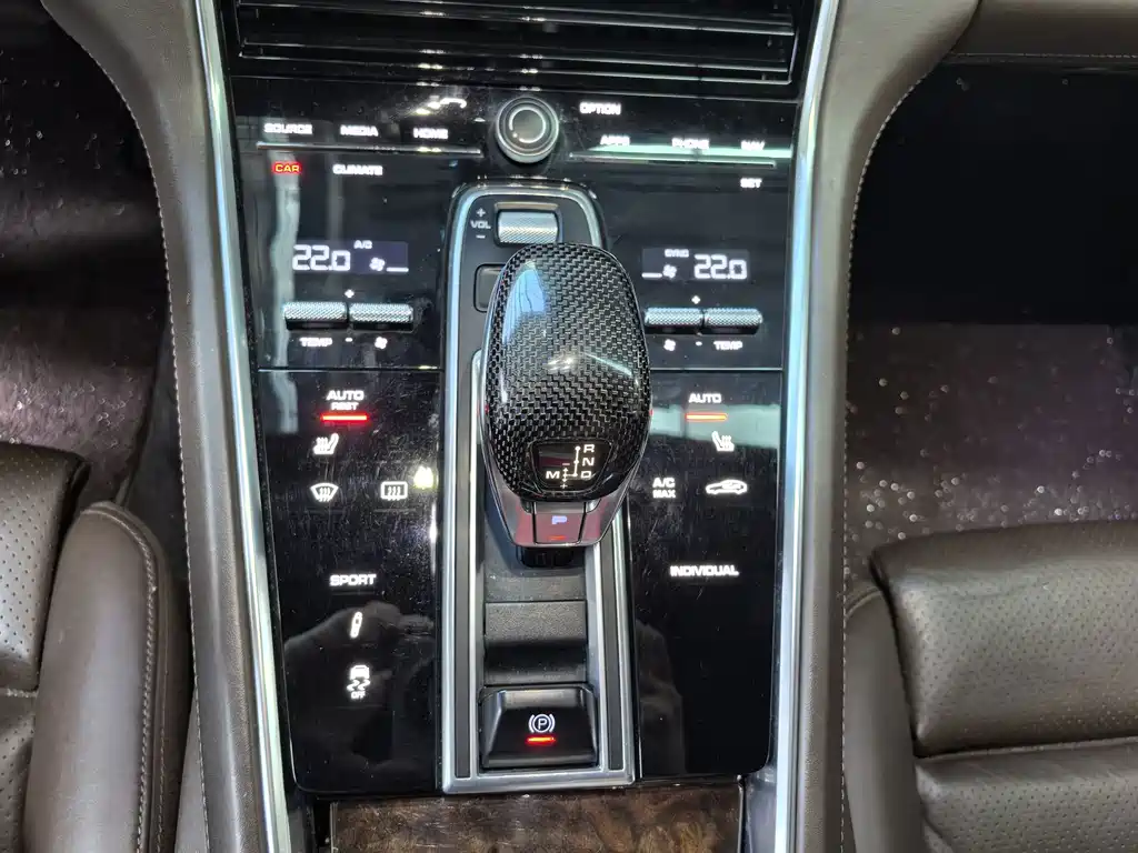 Porsche Panamera — миниатюра 8