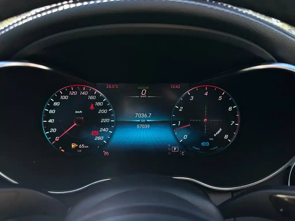 Mercedes-Benz C-Class — миниатюра 11