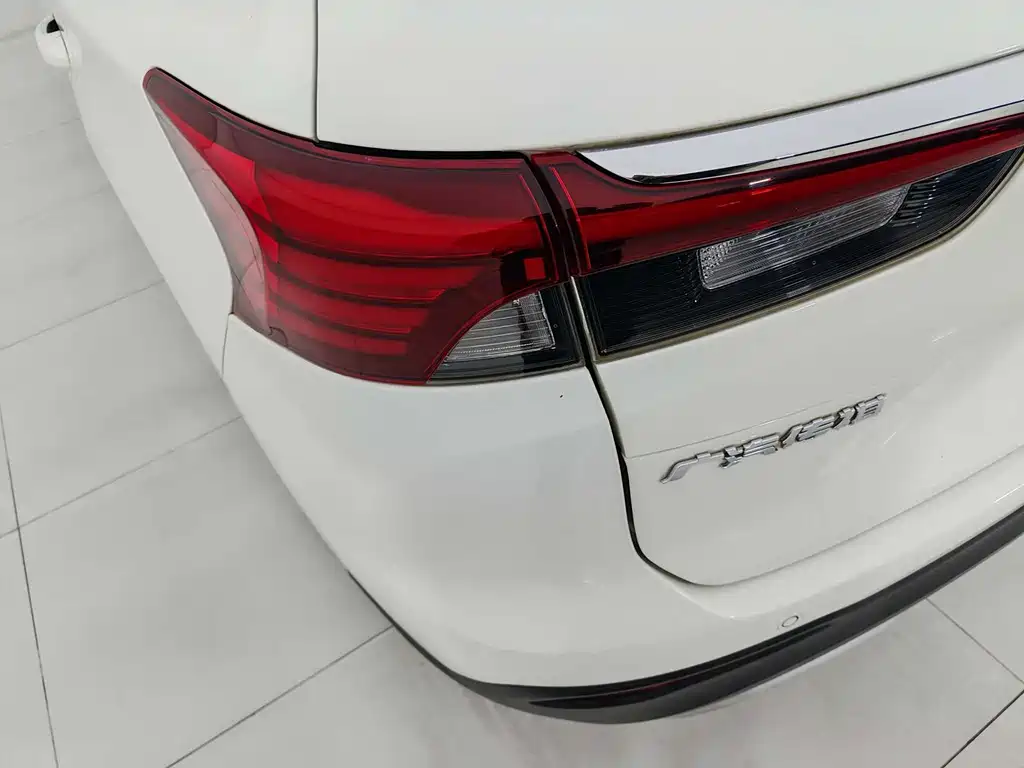 GAC TRUMPCHI GS4
