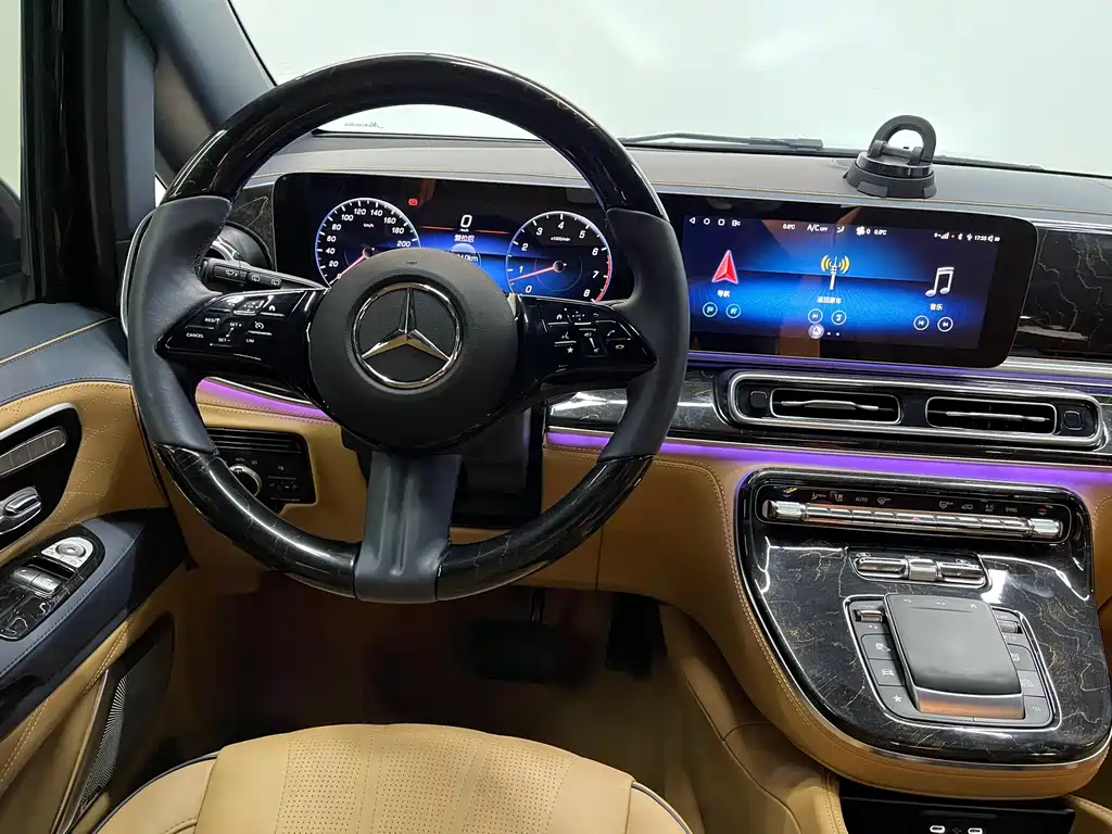 Mercedes-Benz Vito — миниатюра 8