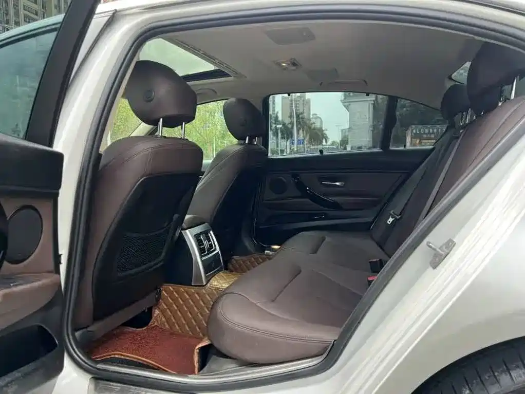 BMW 3 Series — миниатюра 6