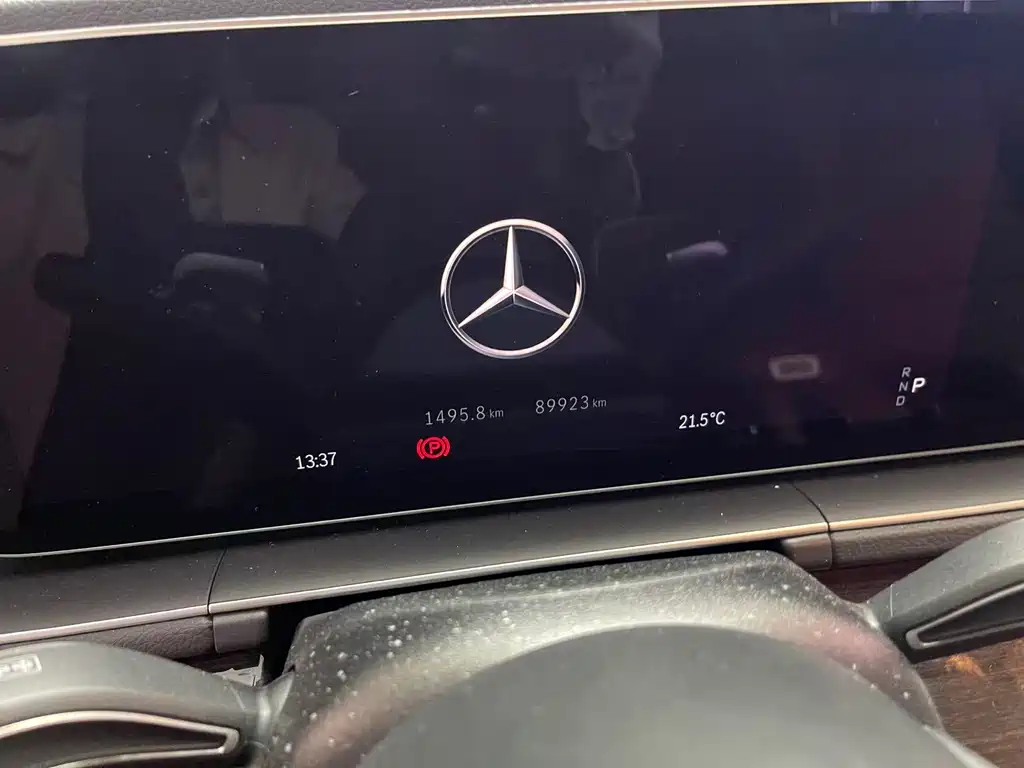 Mercedes-Benz GLE (Import) — миниатюра 9