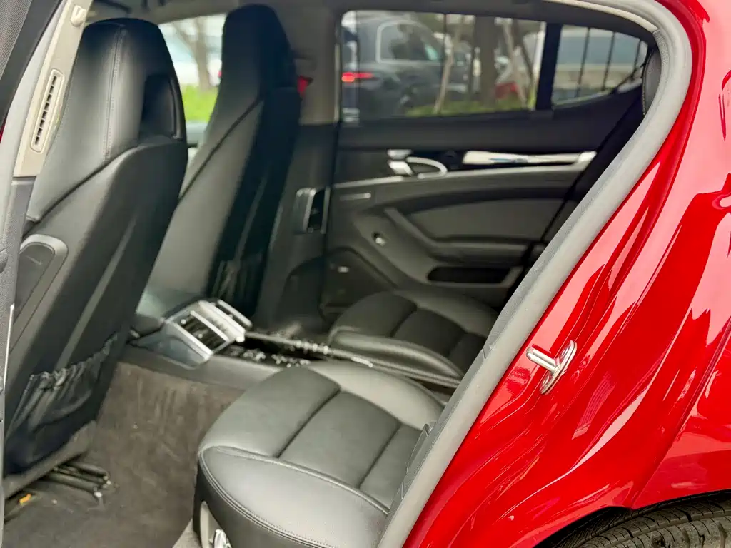 Porsche Panamera — миниатюра 5