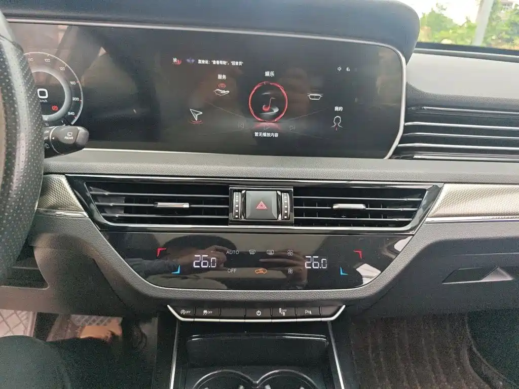 Hongqi Hongqi HS5 — миниатюра 6