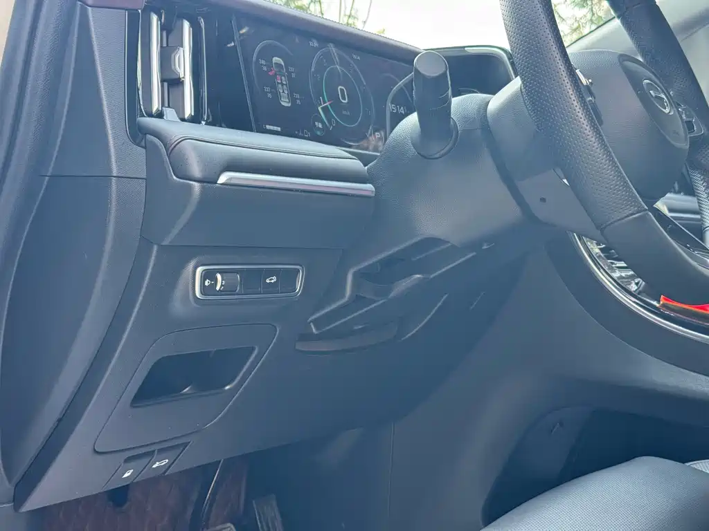 GAC Motor Trumpchi M8 — миниатюра 9