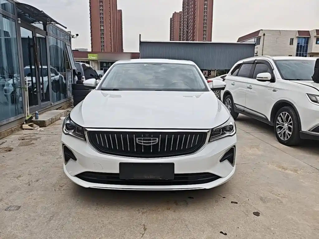 Geely Emgrand — миниатюра 3