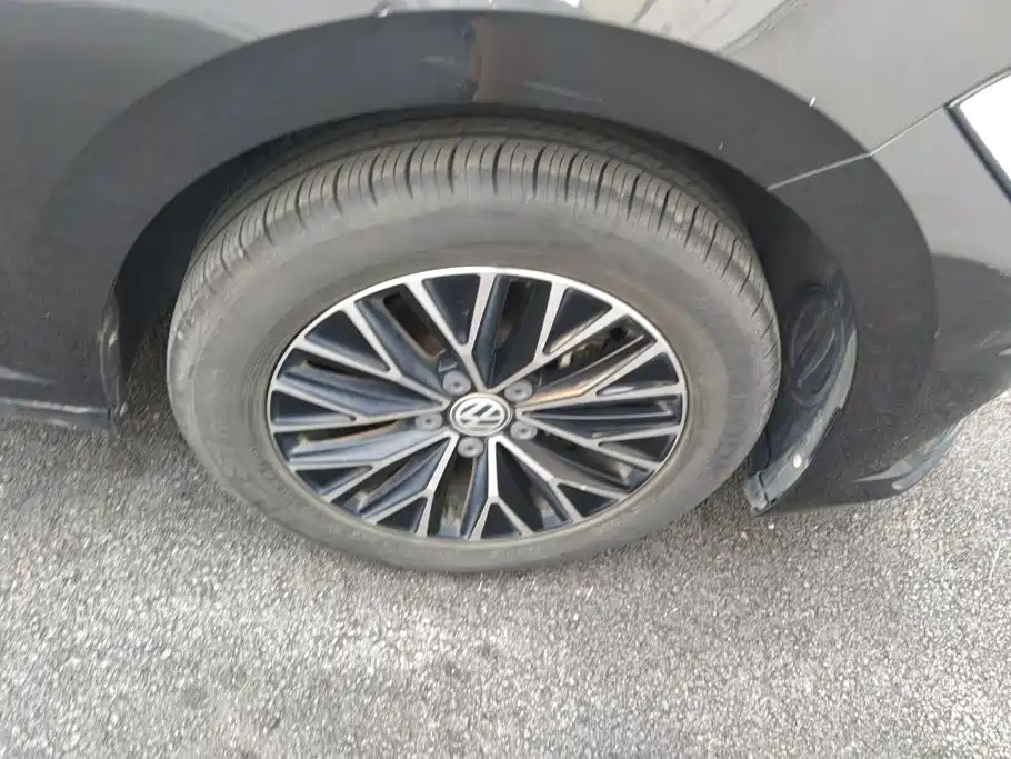 Volkswagen Sagitar — миниатюра 6