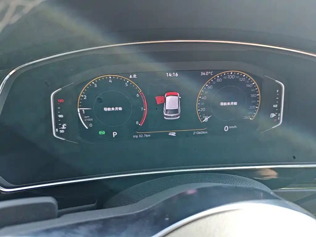 Volkswagen Tiguan L — миниатюра 12