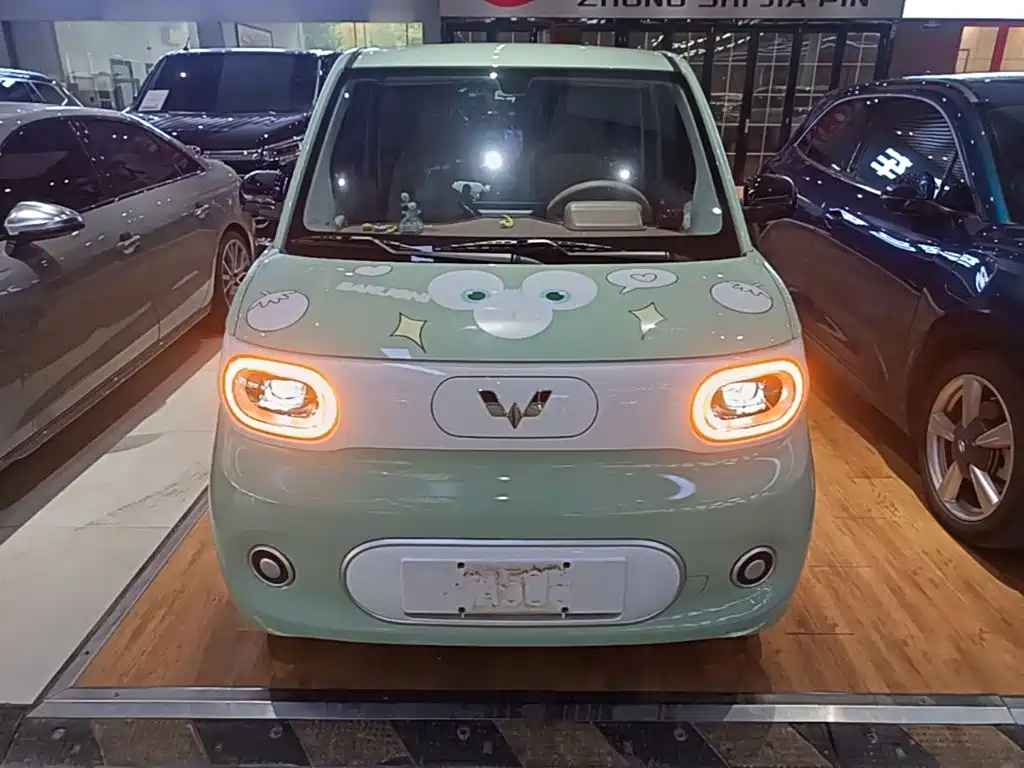Wuling MINIEV — миниатюра 3