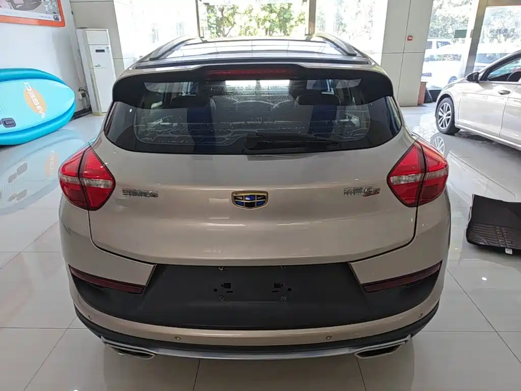 Geely Emgrand GS — миниатюра 6