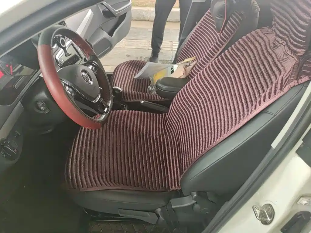 Volkswagen Jetta — миниатюра 11
