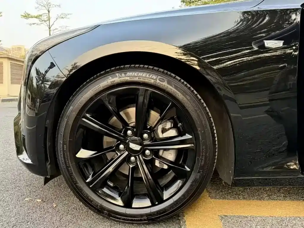 Cadillac CT5 — миниатюра 12