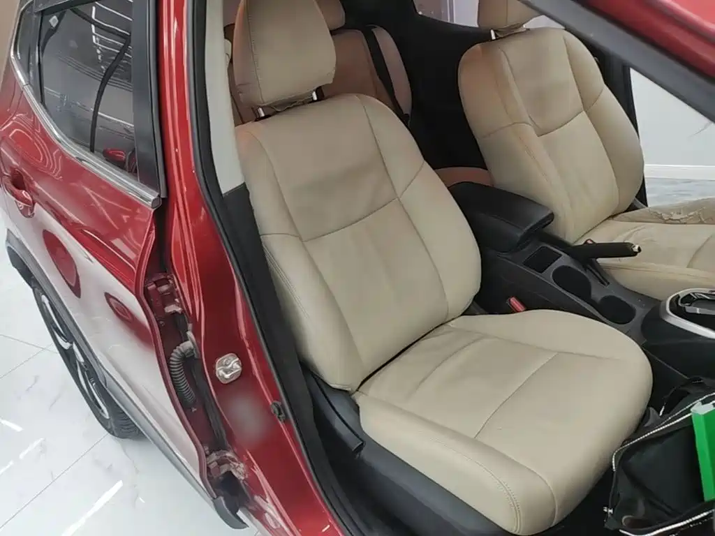 Nissan Qashqai — миниатюра 25