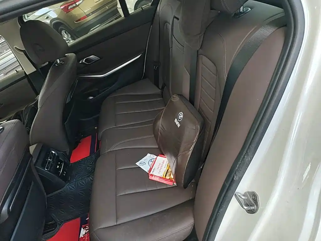 BMW 3 Series — миниатюра 17