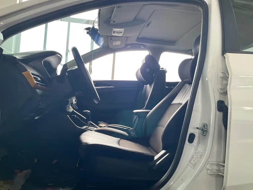 Changan Eado DT — миниатюра 13