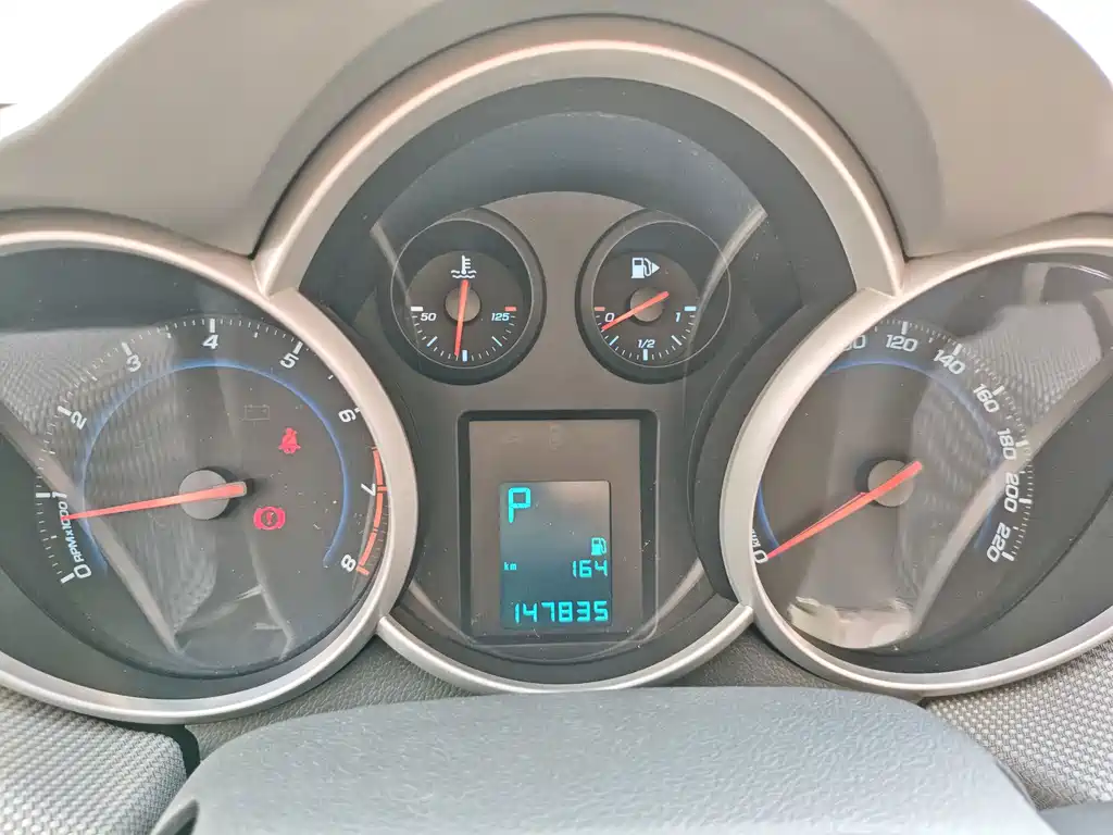 Chevrolet Cruze — миниатюра 15