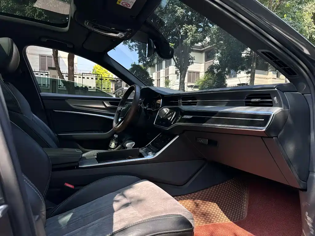 Audi A6L New Energy — миниатюра 6