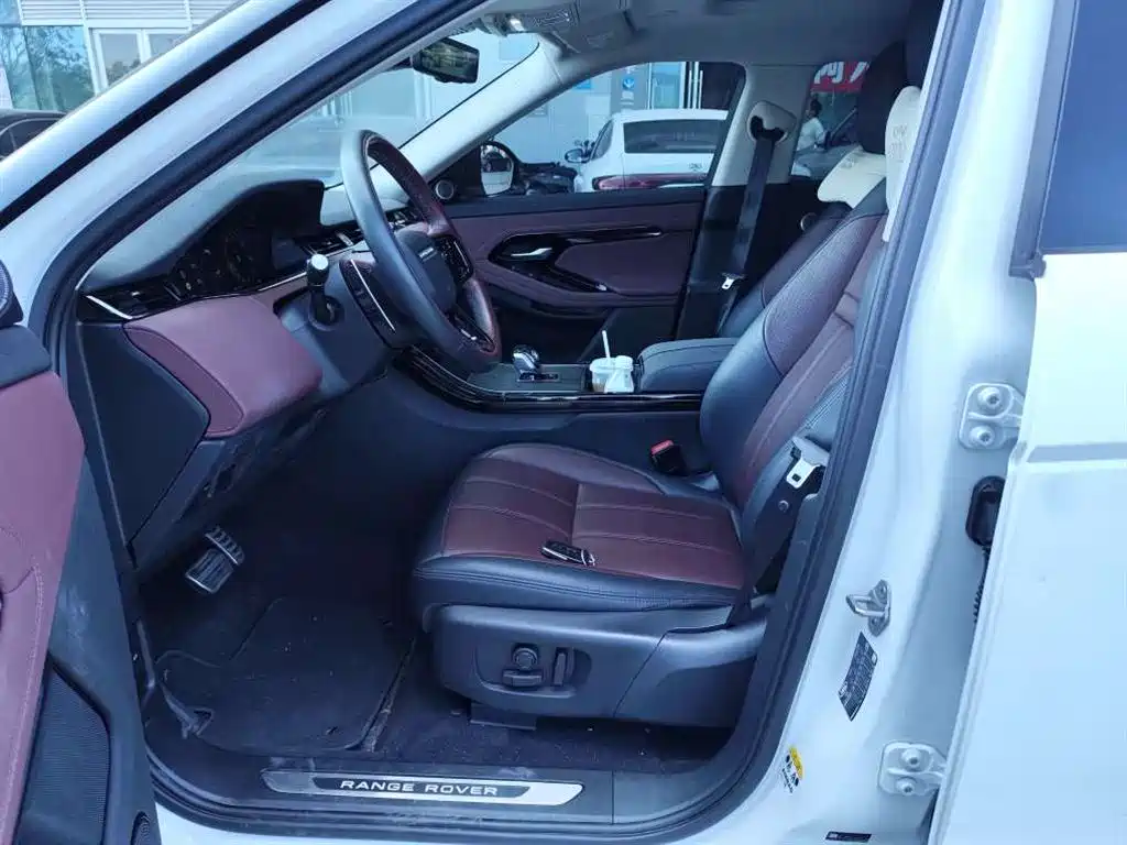 Land Rover Evoque — миниатюра 3