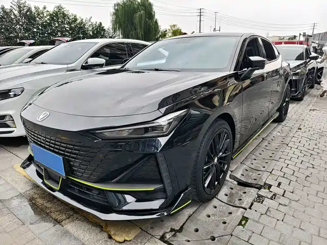 Changan UNI-V