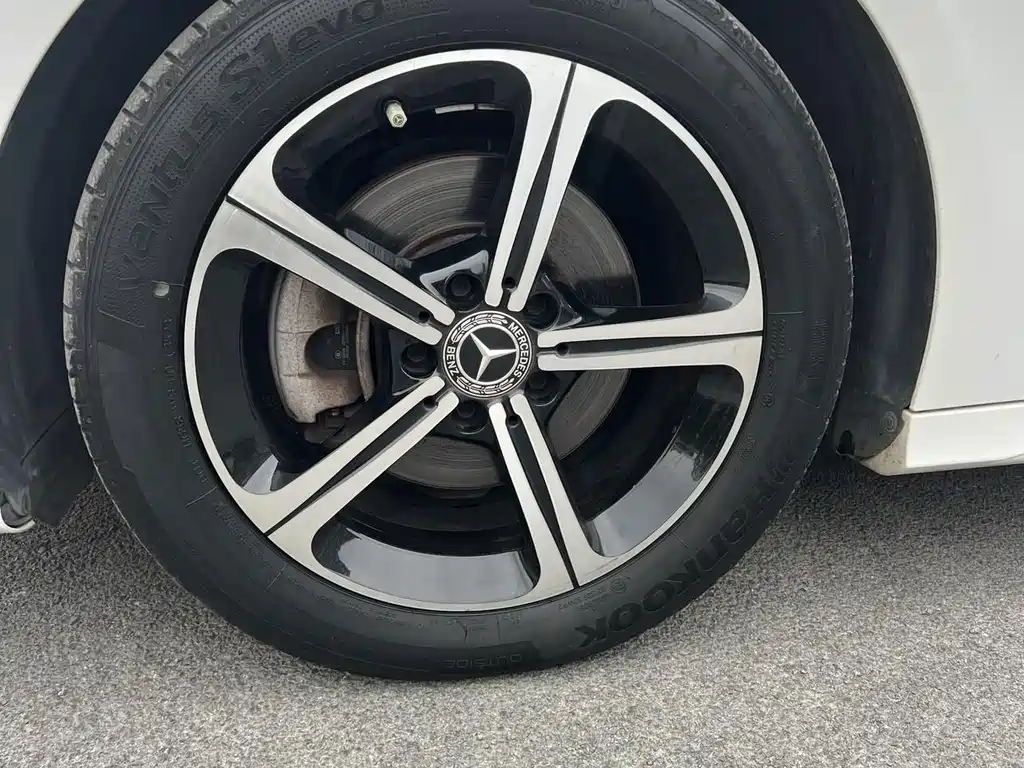 Mercedes-Benz A-Class — миниатюра 9