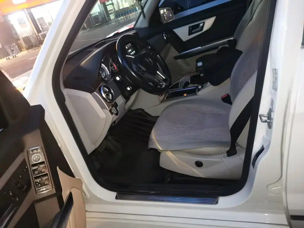 Mercedes-Benz GLK-Class — миниатюра 11