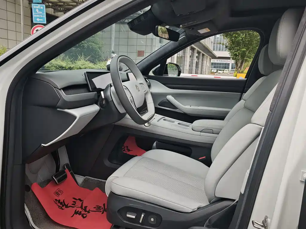 NIO ES8 2024 75kWh