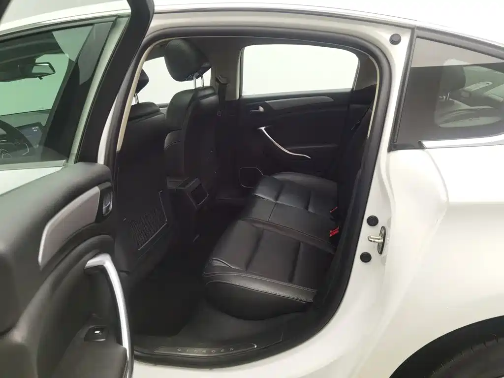 Citroen C5 — миниатюра 15