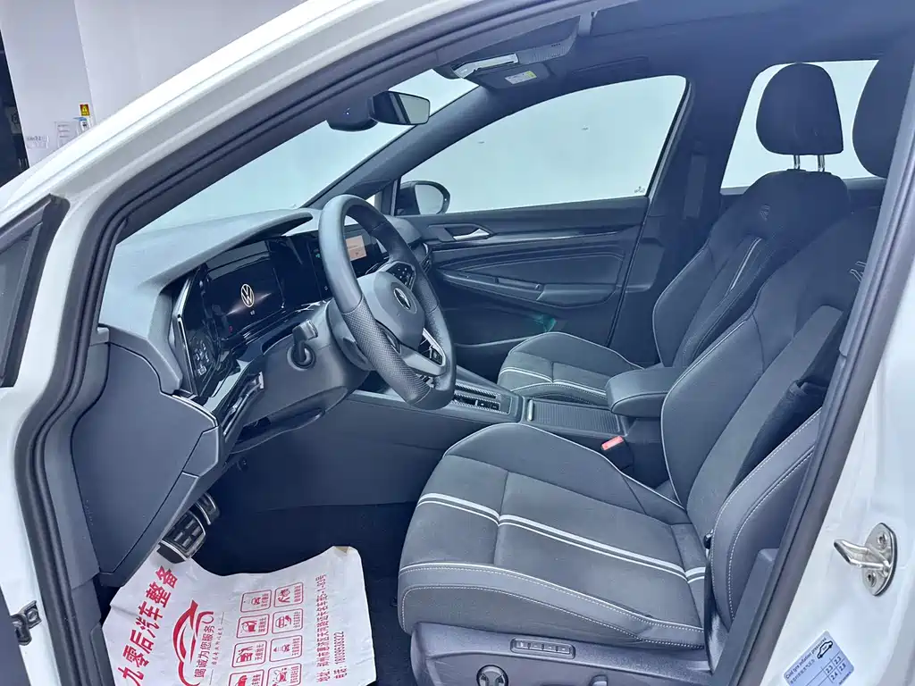 Volkswagen Golf — миниатюра 8