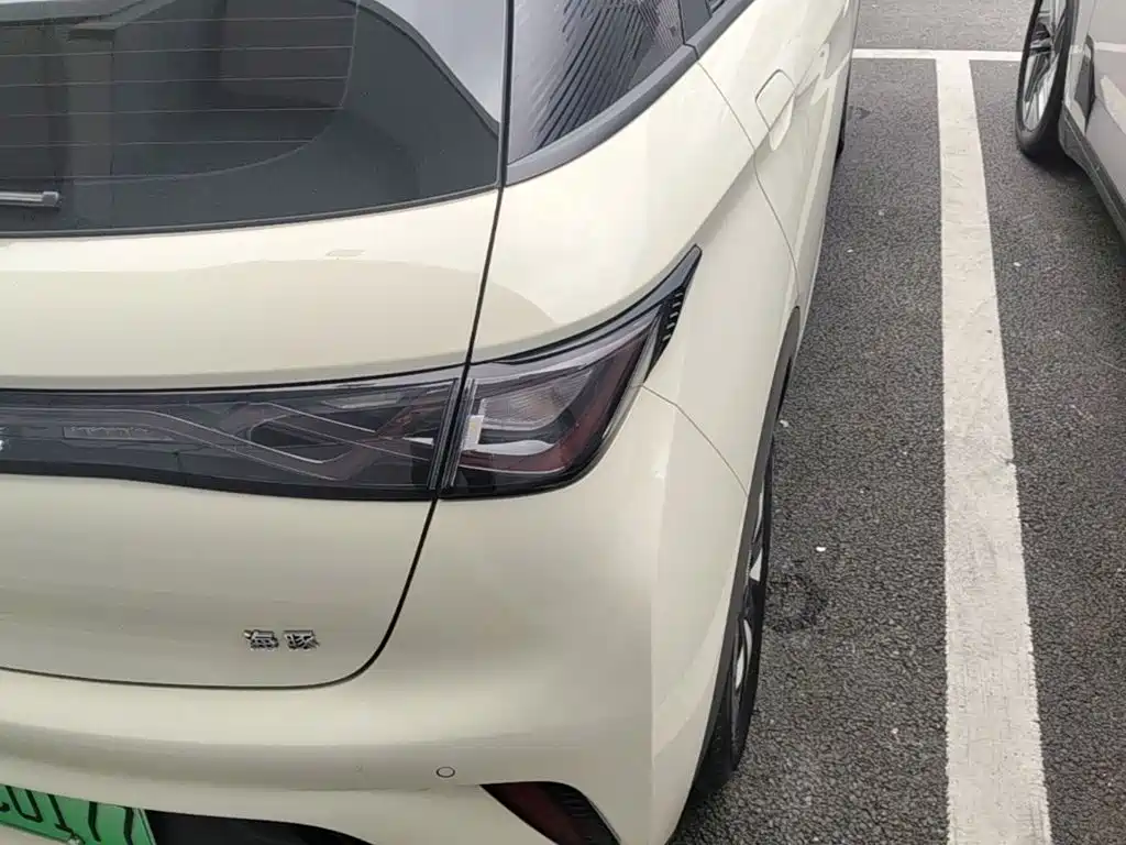 BYD Dolphin — миниатюра 8