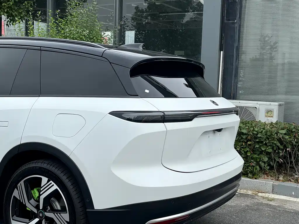 NIO ES6 — миниатюра 7