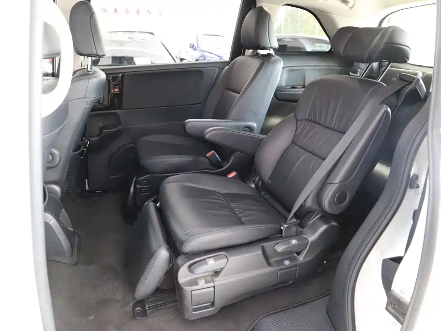 Honda Odyssey — миниатюра 7