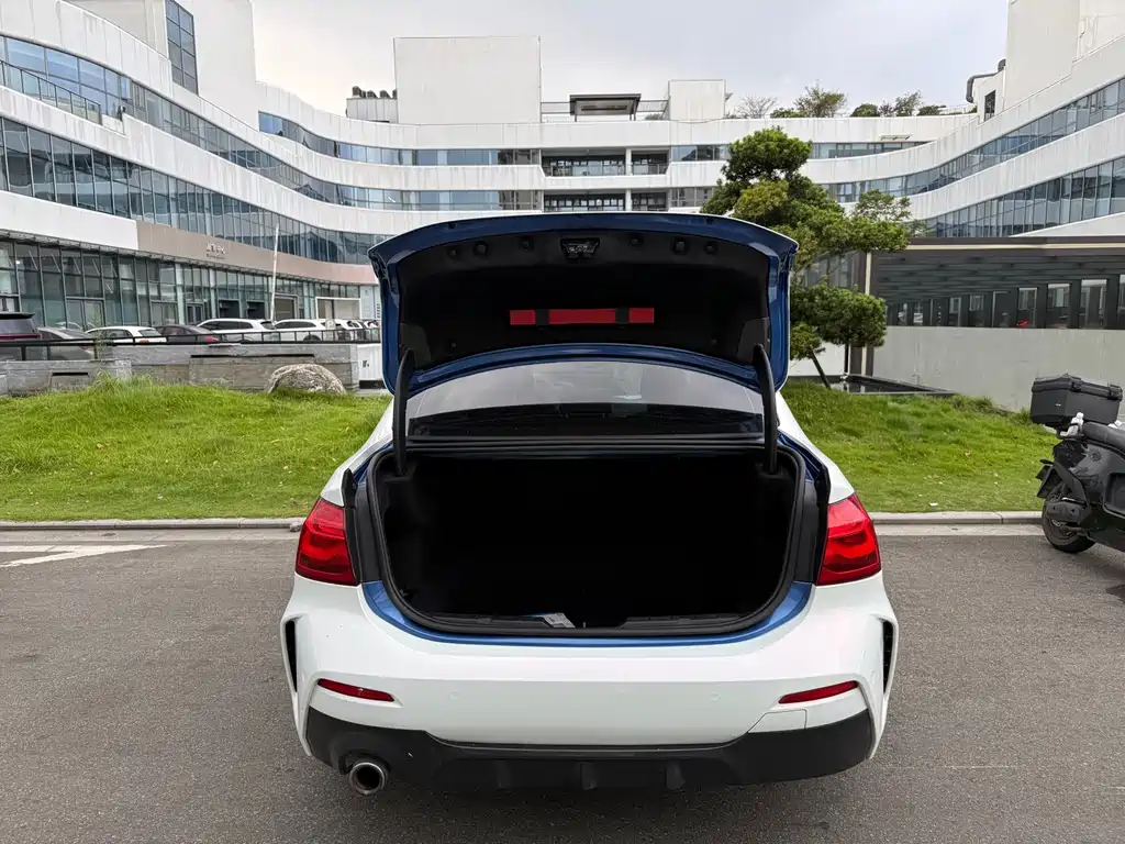 BMW 1 Series — миниатюра 12