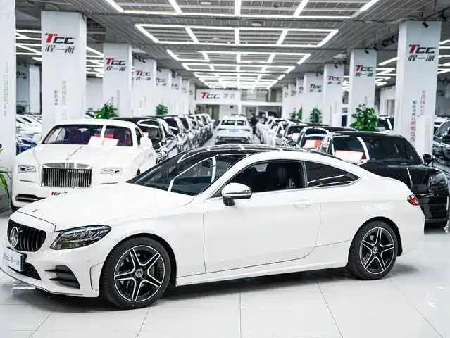 MERCEDES BENZ C CLASS