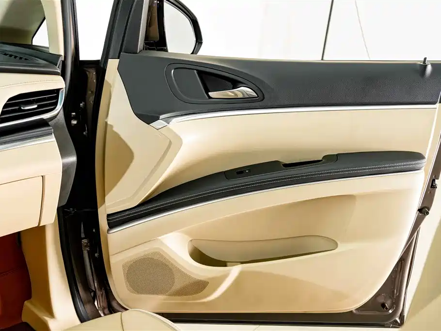 Buick GL8 — миниатюра 19