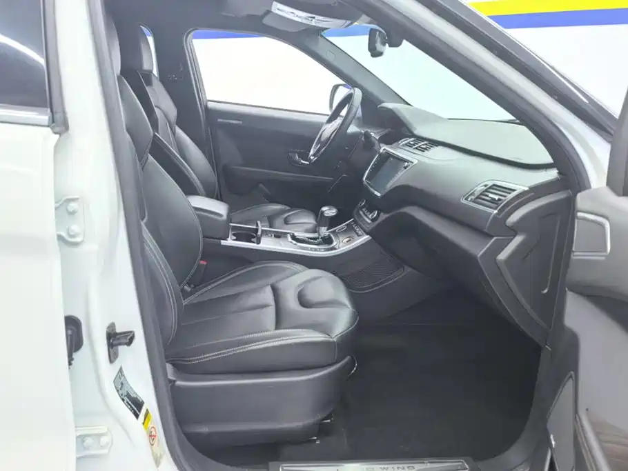 Landwind Landwind X7 — миниатюра 8