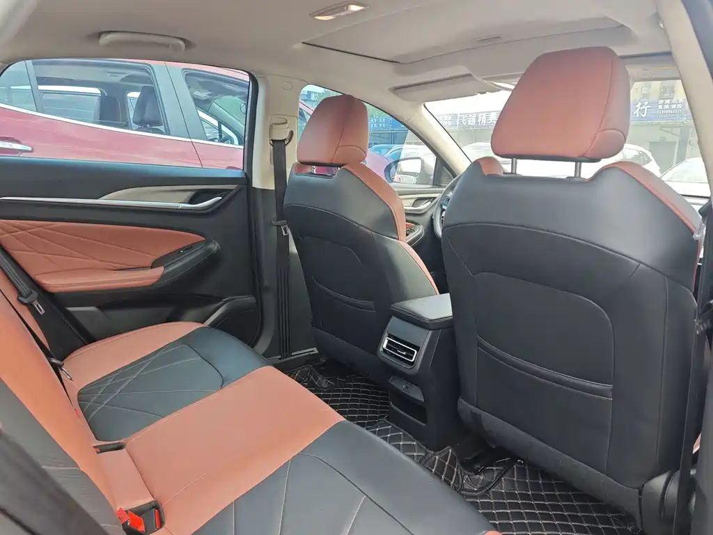 Changan Eado — миниатюра 9
